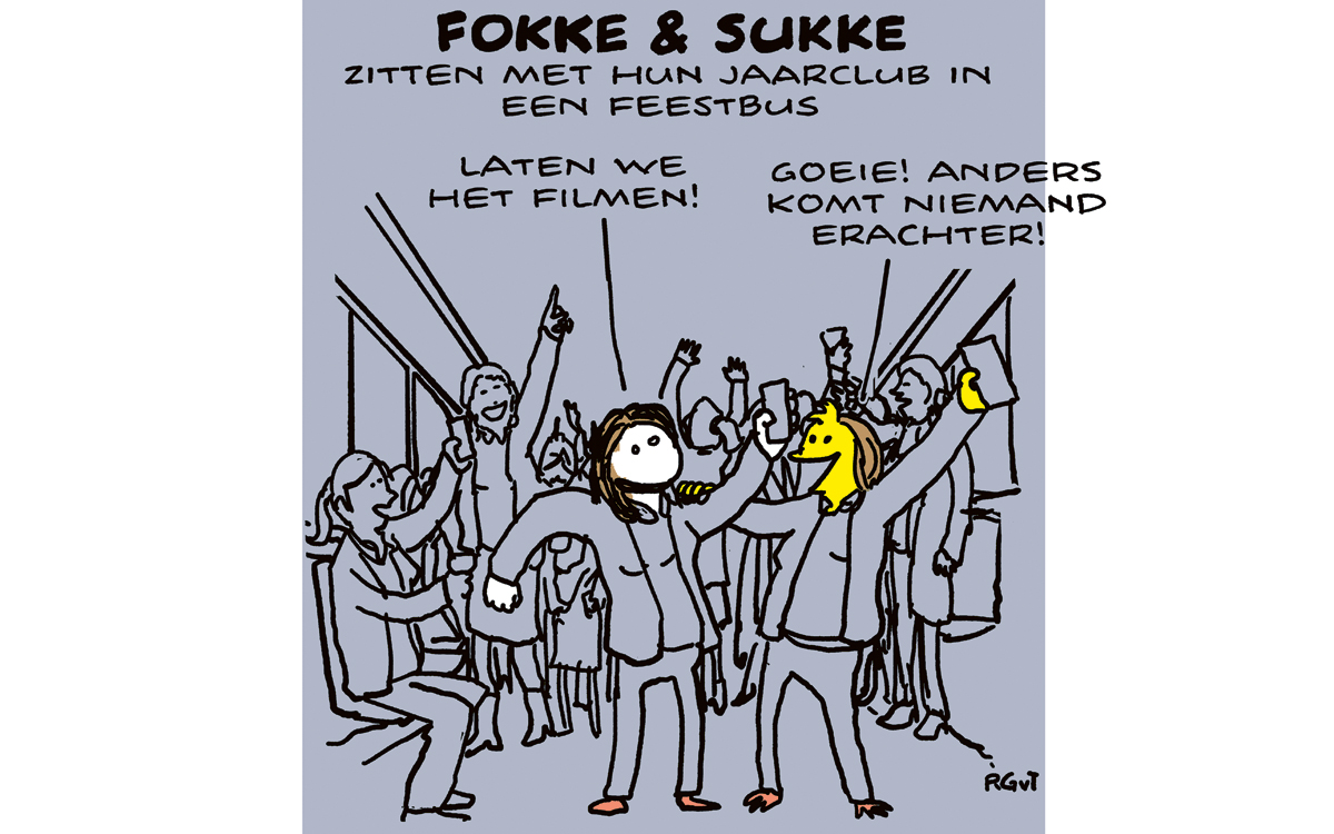 F&S zitten met hun jaarclub in een feestbus (NRC, ma, 07-12-20)