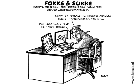 F&S bestuderen de beelden van de beveiligingscamera (NRC, do, 06-05-10)